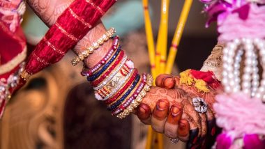Swedish Woman Meets Indian Engineer on Facebook in 2012, Marries in Uttar Pradesh According to Hindu Customs